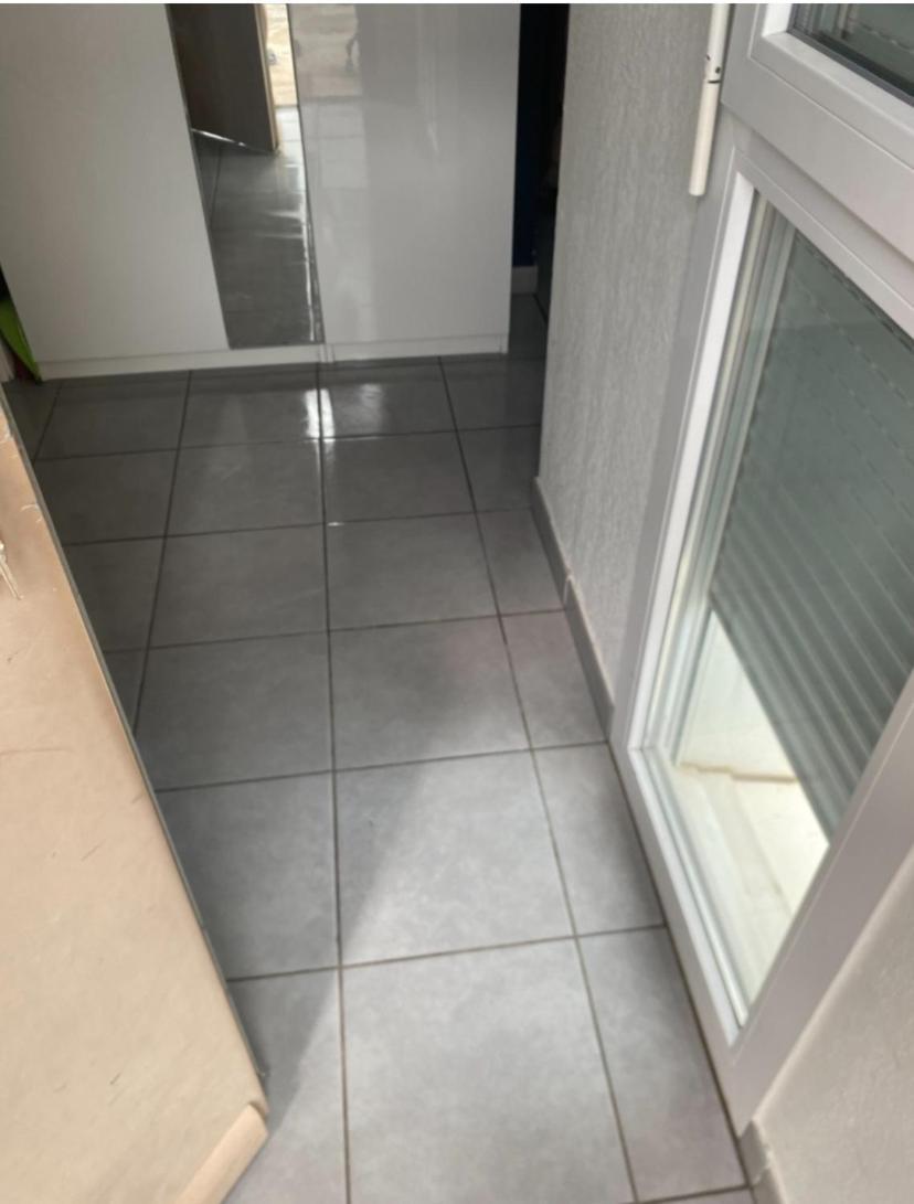 Superbe Appartement Avec Terrasse Toulouse Luaran gambar
